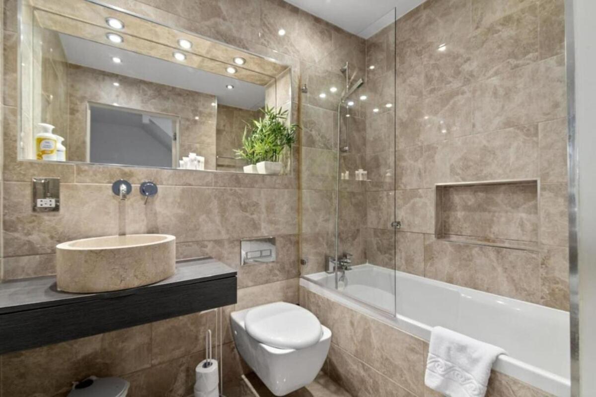 Superb Stonewall Terrace Лондон Стая снимка