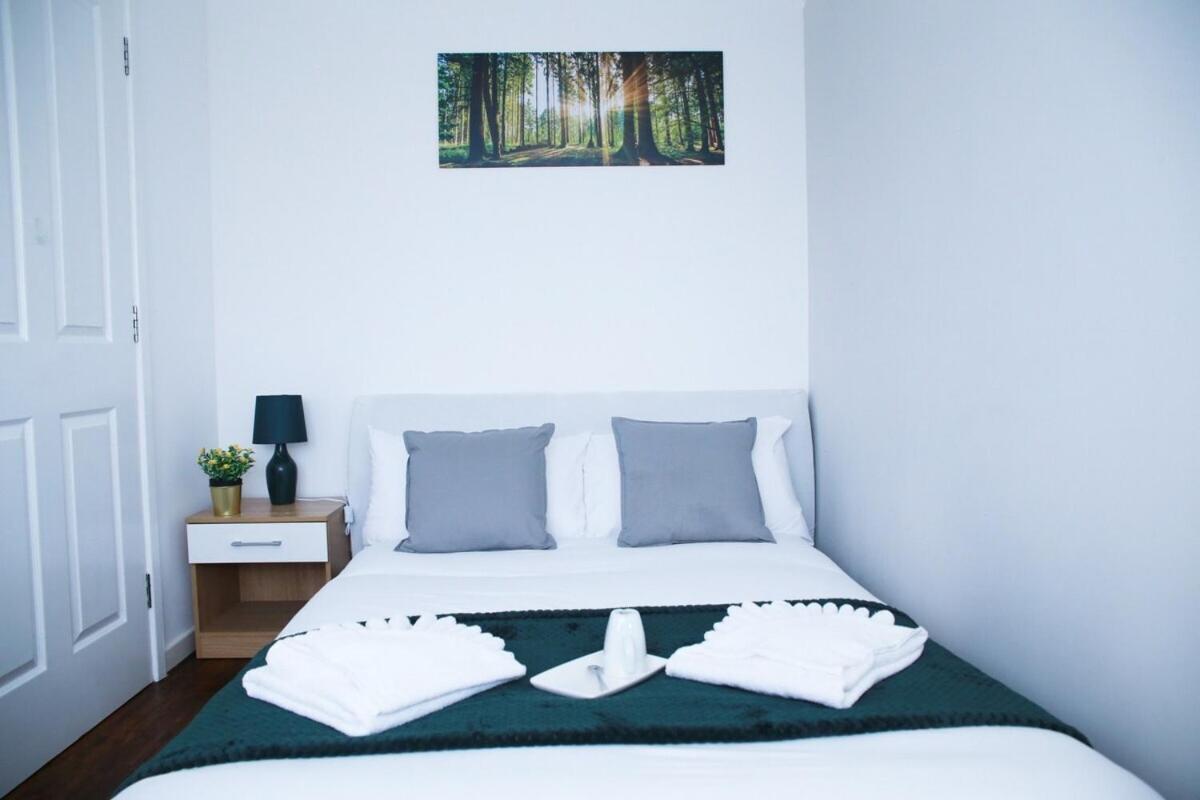 Superb Stonewall Terrace Лондон Стая снимка
